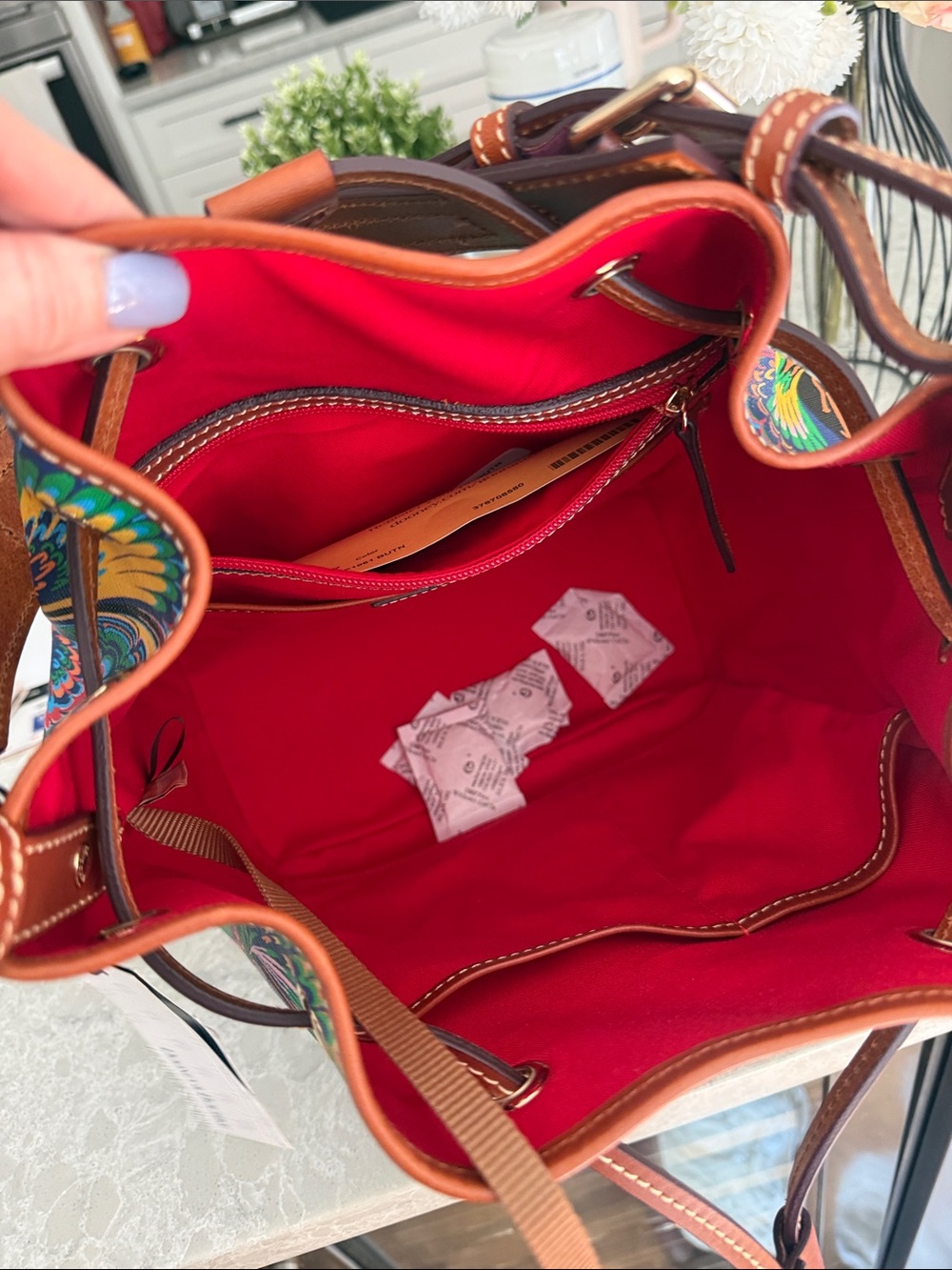 Dooney & Bourke Plumes Drawstring shoulder bag - Picture 6 of 7